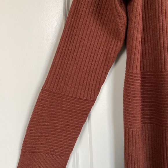 Women’s Christopher & Banks Cardigan - Picture 4 of 6